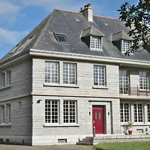  Maison d'hôtes Manoir De Kerguestenen